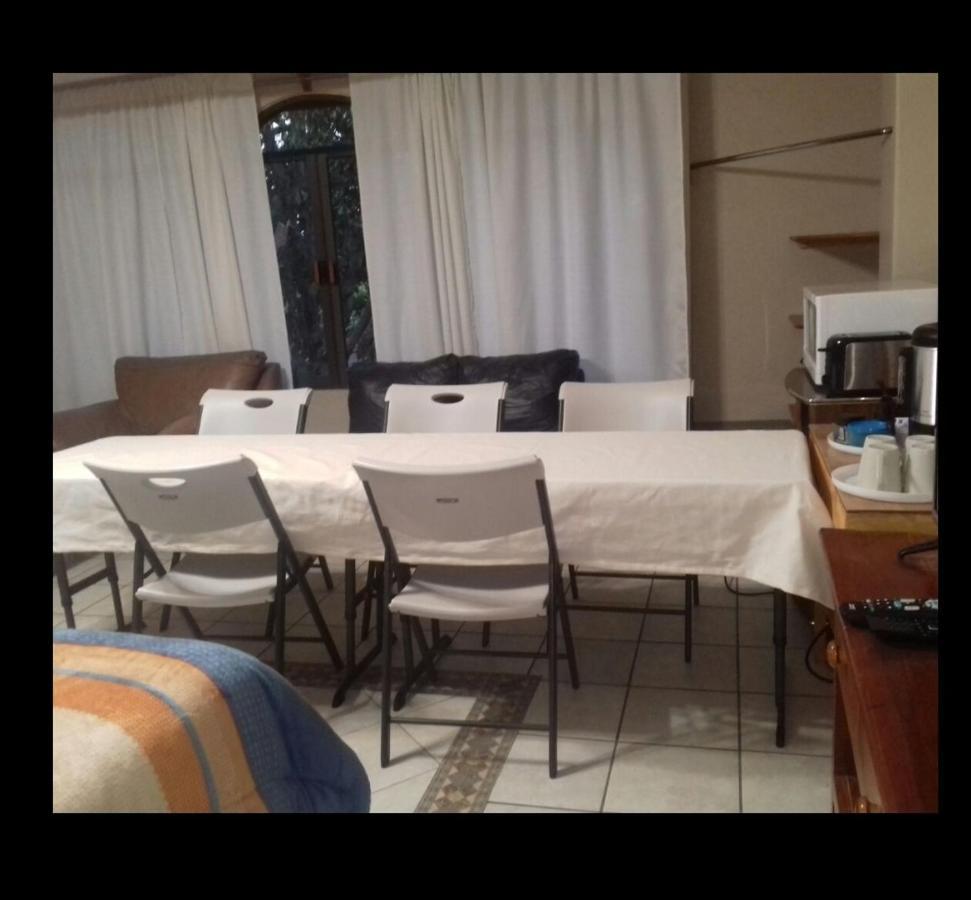 Ciudad De Mexico Unam Guest House Casa De Huespedes מראה חיצוני תמונה